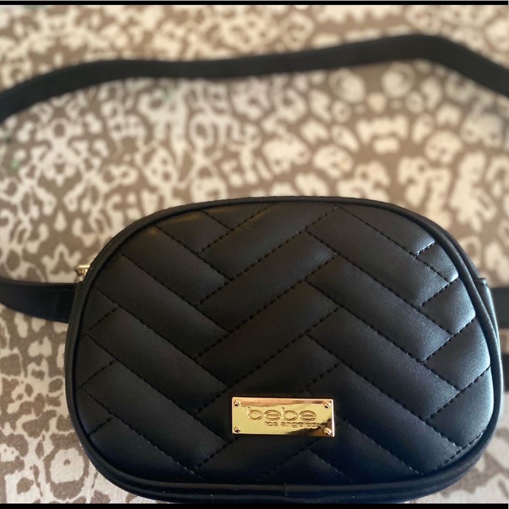 Bebe Fanny Pack 🖤